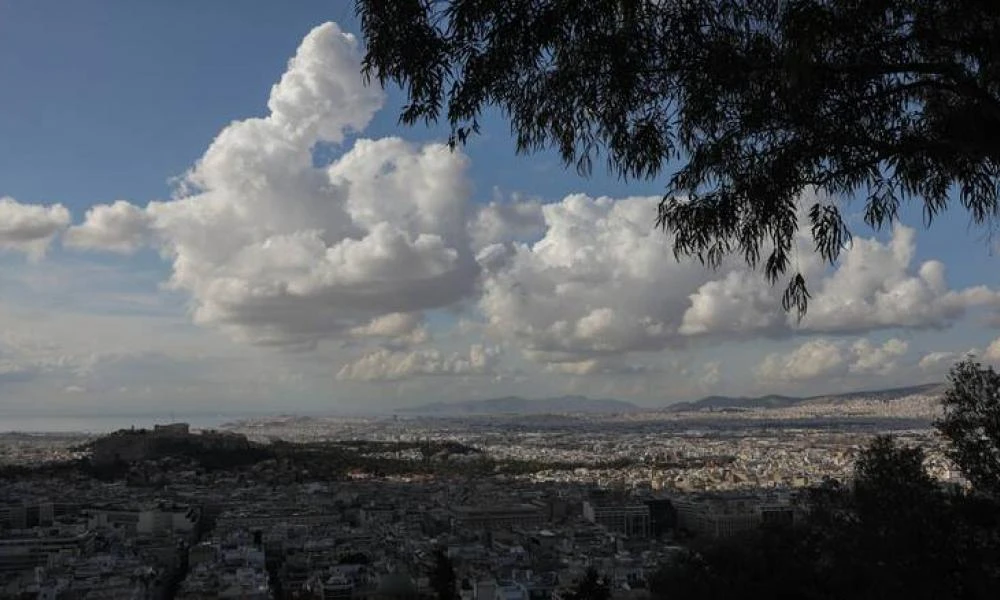 Καιρός σήμερα: Ζέστη με θερμοκρασίες έως 30 βαθμούς – «Ηρεμούν» οι άνεμοι